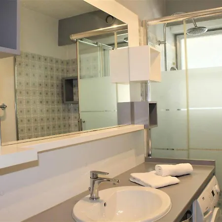 Moderne T3, 2 Chambres, Climatise, Parking, A Pied - Fr-1-252a-93 Villeneuve-Loubet